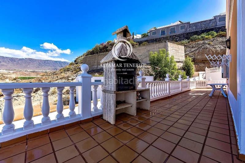 Foto f74dee1f-855f-4ed2-beee-9f54546ca732. Maison jumelée avec piscine dans Playa del Duque Adeje