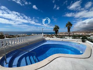 Casa en San Eugenio Alto. Villa de lujo recién reformada con vistas al mar  san eugenio al