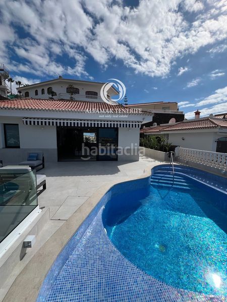 Foto 1567e70b-52bb-4d7c-8b59-192789602d90. Casa amb aparcament piscina a San Eugenio Alto Adeje