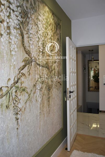 Foto ad951a1d-8ee7-4ae1-8ec0-7380efd65273. Casa amb aparcament piscina a San Eugenio Alto Adeje