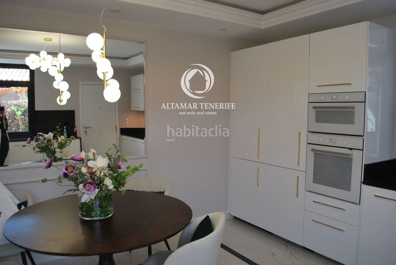 Foto cb60c6ab-ed0b-47f2-b720-74fa285016b7. Casa amb aparcament piscina a San Eugenio Alto Adeje