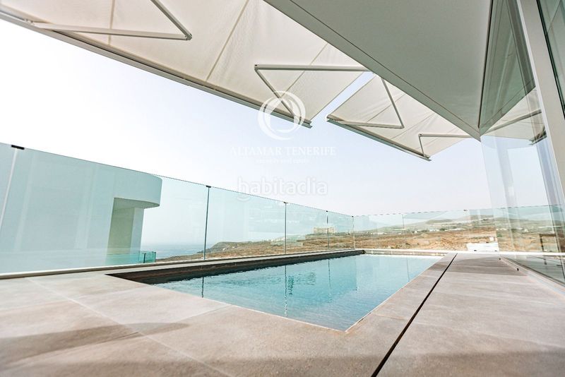 Foto 6fb6cc5d-6b9c-4dcf-922e-b50897e0c07c. Casa amb aparcament piscina a Marazul - Ricasa Adeje