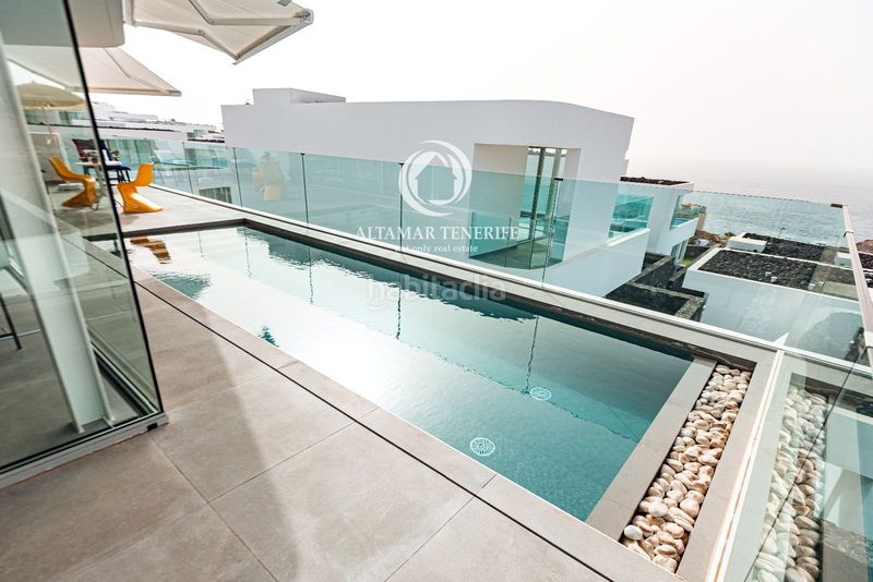 Foto ef303f98-bb5d-4416-a787-a73c23a9f1d8. Casa amb aparcament piscina a Marazul - Ricasa Adeje