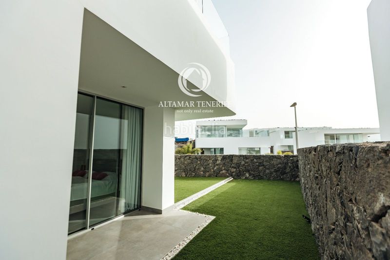 Foto f2df97bb-c4ce-4d95-997d-08cb1f51f421. Casa amb aparcament piscina a Marazul - Ricasa Adeje