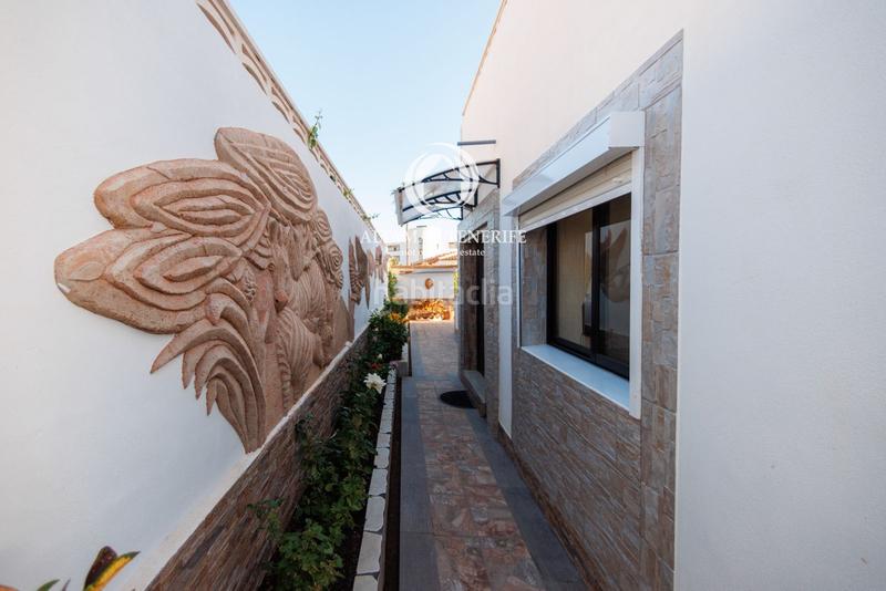 Foto 1b87c7fd-71d4-4a23-ad55-85f69031ff10. Casa exclusiva villa de lujo en callao salvaje en Adeje