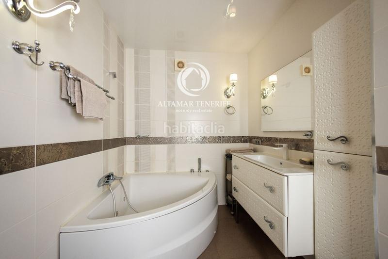 Foto f9c9c331-c0d5-4b85-8049-edefc49119e7. Casa exclusiva villa de lujo en callao salvaje en Adeje