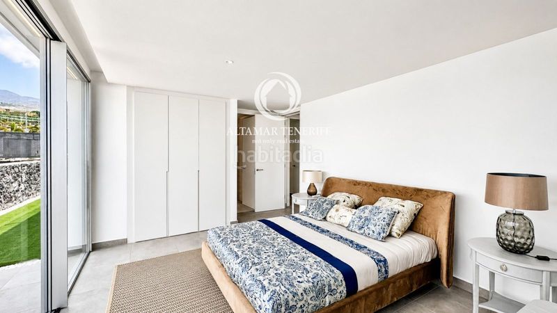 Foto 4a7ce31a-70d1-4546-9991-ba0d6c4d8d37. Casa amb aparcament piscina a Callao Salvaje - Playa Paraíso Adeje