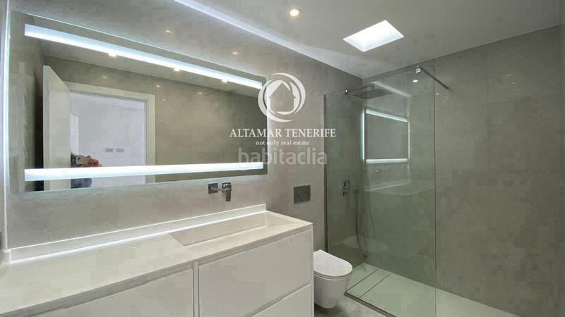 Foto 17421762-5c07-4c4e-99a5-db039dc689a0. Casa adossada amb piscina a Playa de Fañabé Adeje