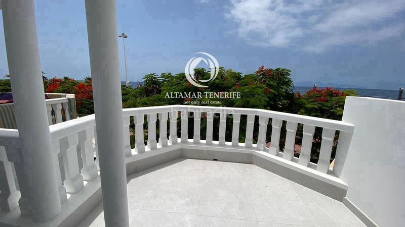 Foto 695b9cde-9928-437f-9fe8-b61786d25418. Casa adossada amb piscina a Playa de Fañabé Adeje