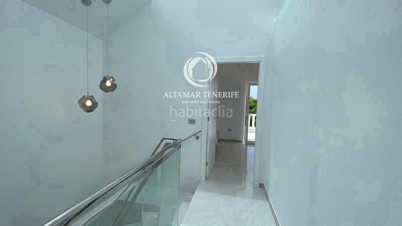 Foto 952cab02-3fa1-46ed-a077-add5ce5e021f. Casa adossada amb piscina a Playa de Fañabé Adeje