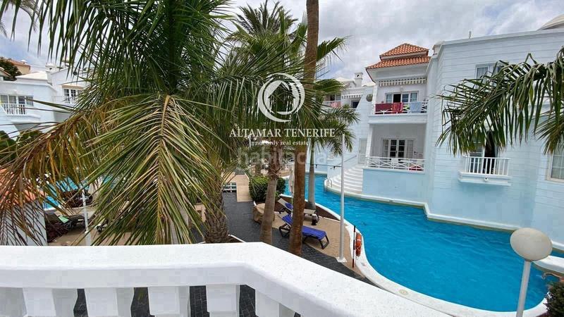 Foto a38a5dbb-c464-4dfa-9b25-a57f54363fdd. Casa adossada amb piscina a Playa de Fañabé Adeje