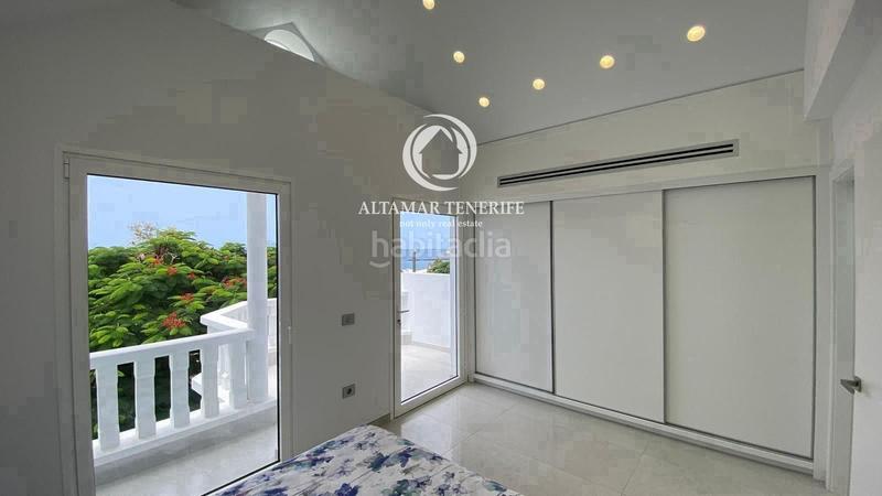 Foto a8e39721-0535-49f6-8663-cdb722f8bf31. Casa adossada amb piscina a Playa de Fañabé Adeje