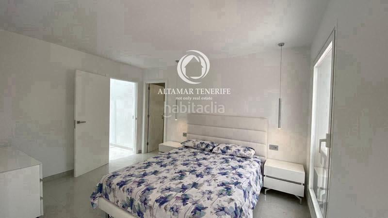 Foto aec94e62-870a-403c-a1d3-1298dd97046c. Casa adossada amb piscina a Playa de Fañabé Adeje