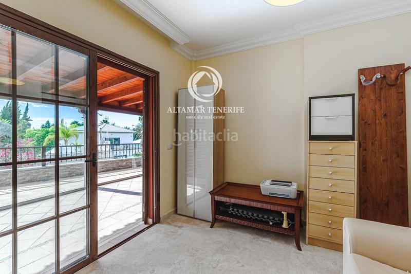 Foto 29f8d365-8b6d-4613-8a15-e557ee7eea36. Casa adosada  en villas del duque exclusividad y confort en costa en Adeje