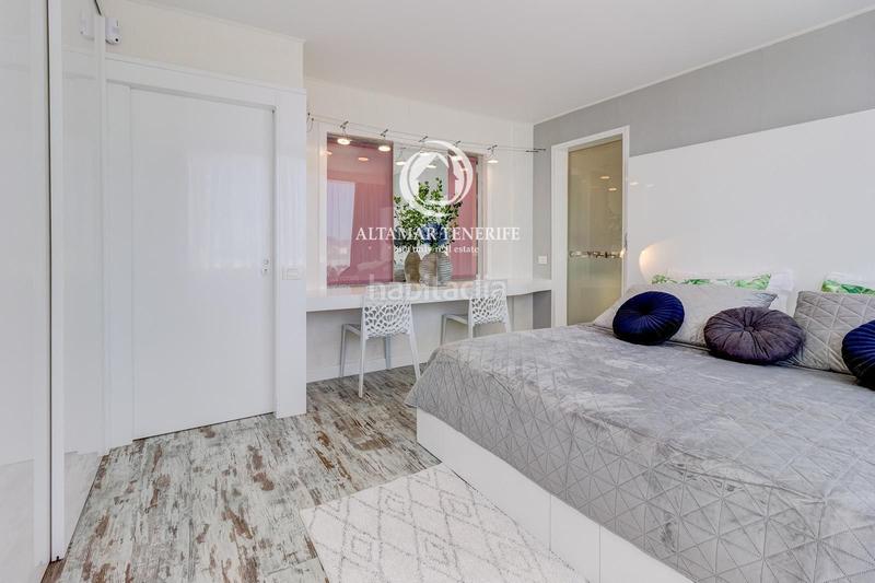 Foto 0b3e1b8e-7538-484a-812b-05fa80bd94f1. Apartament amb piscina a San Eugenio Alto Adeje