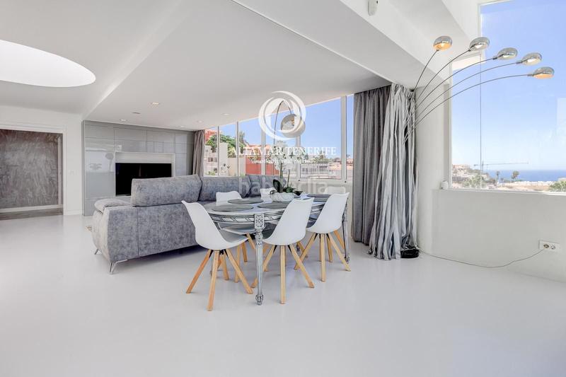 Foto 49a23089-4490-4e17-8cc8-f799d813f2d5. Apartament amb piscina a San Eugenio Alto Adeje