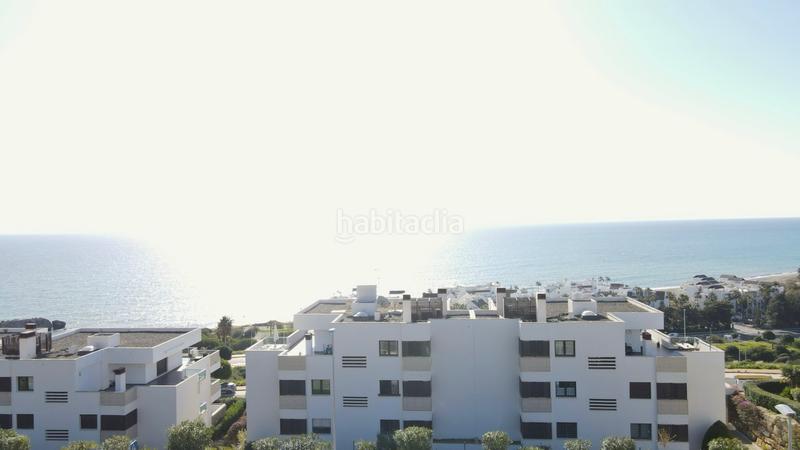 Foto 0172b1a4-30f2-42f3-9aee-804008239493. Terrain résidentiel dans urbanizacion camarate golf 51 dans Casares