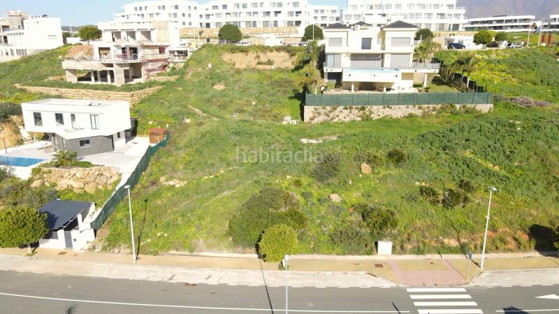 Foto 6469e072-a931-4c8a-b431-d65a09db171e. Terrain résidentiel dans urbanizacion camarate golf 51 dans Casares