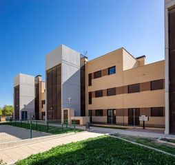 Lloguer Pis a Calle teleférico de las canteras 2. Vivienda en alquiler de 4 dormitorios en el cañaveral