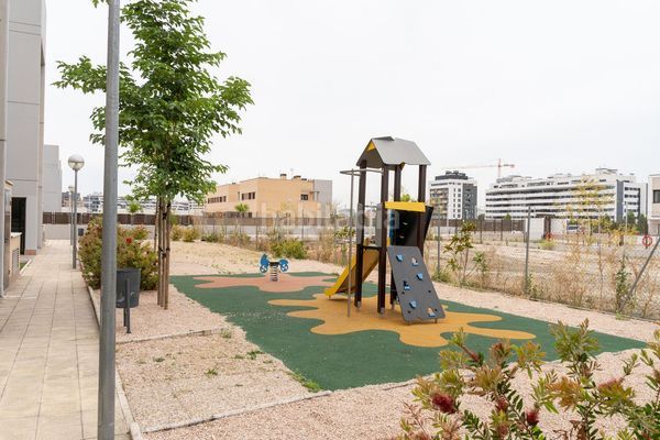 Foto f61f0943-af94-423e-8241-f85cc0bbb154. Lloguer pis a El Cañaveral Madrid