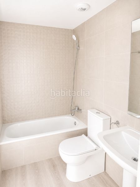 Foto 760c7fb4-53d2-4e6c-a824-076e4e0f239a. Miete etagenwohnung in calle agustina de aragón 49 in Valdemoro