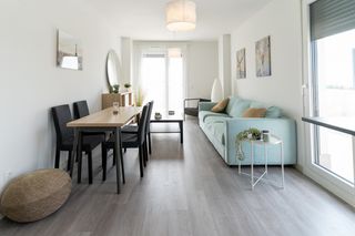Rent Flat in Calle del 2 de febrero 2. Vivienda adaptada en alquiler de 2 dormitorios en colmenar viejo