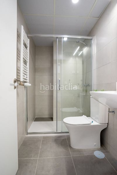 Foto f2bf25fd-a668-48e3-8b1c-a92f7726f76b. Lloguer pis 47m<sup>2</sup> amb aparcament piscina a Bellas Vistas Madrid