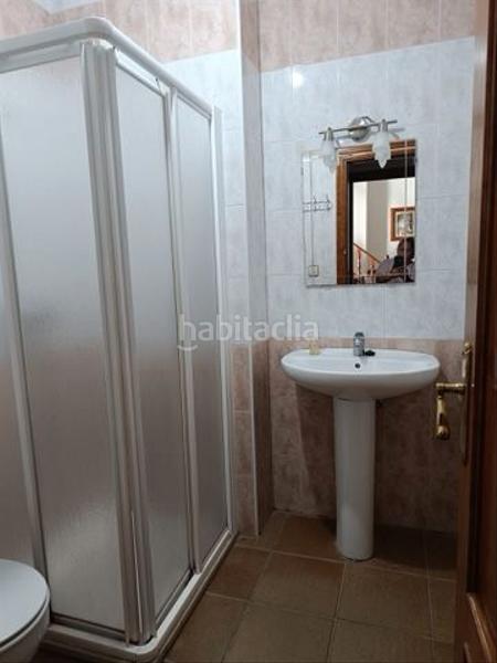 Foto b19a2c32-f892-40a1-b272-248eace68e11. Casa amb xemeneia a El Rocío Almonte