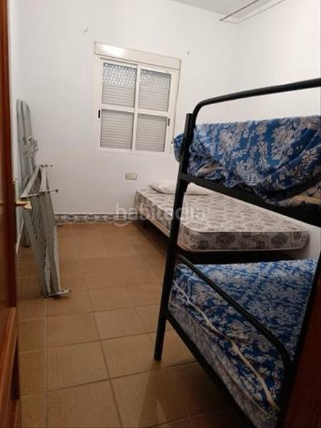 Foto f4cb29fc-8fee-4831-8d5e-a85a7382e2a9. Casa amb xemeneia a El Rocío Almonte