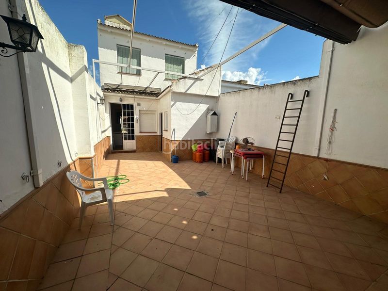 Foto d727ca38-7045-4f37-bad6-6f31ecfcf981. Casa amb xemeneia aparcament a El Rocío Almonte