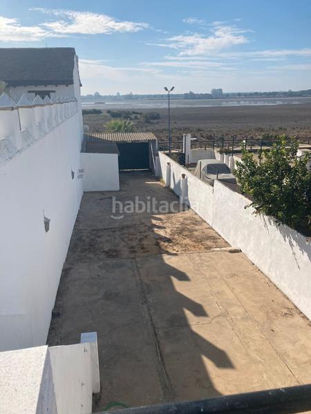 Foto 7b726eac-70c1-474b-904a-6ed4301801ac. Rent semi detached house with fireplace in El Rocío Almonte