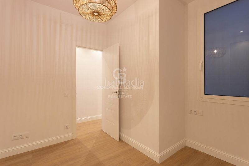 Foto 058069de-e58e-494c-a941-01475a815389. Pis a Dreta de l´Eixample Barcelona