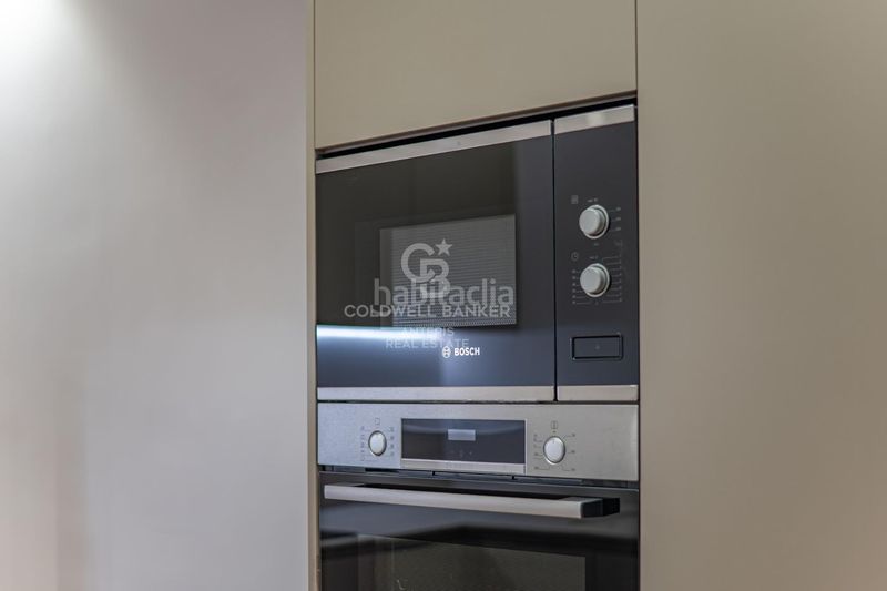 Foto a4ac3ee4-db42-41e2-85d6-0ecdfabe8ec9. Pis amb calefacció a Dreta de l´Eixample Barcelona