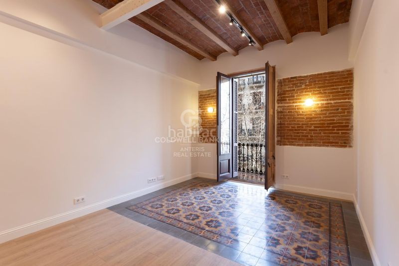 Foto a6d90f68-f1e3-46de-837e-153cb05949fe. Pis a Dreta de l´Eixample Barcelona