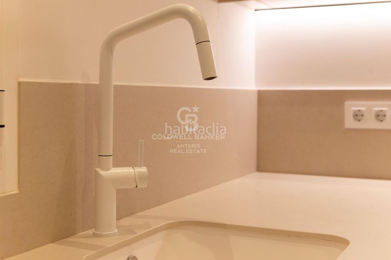 Foto eeb62c14-d0bd-40af-b70d-4df61a5754ec. Pis a Dreta de l´Eixample Barcelona