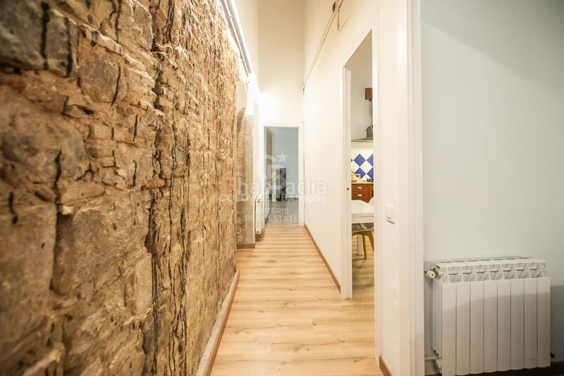 Foto 562379a2-6c38-4bf3-b773-63e6628882fe. Pis amb calefacció a St. Pere - Sta. Caterina - El Born Barcelona