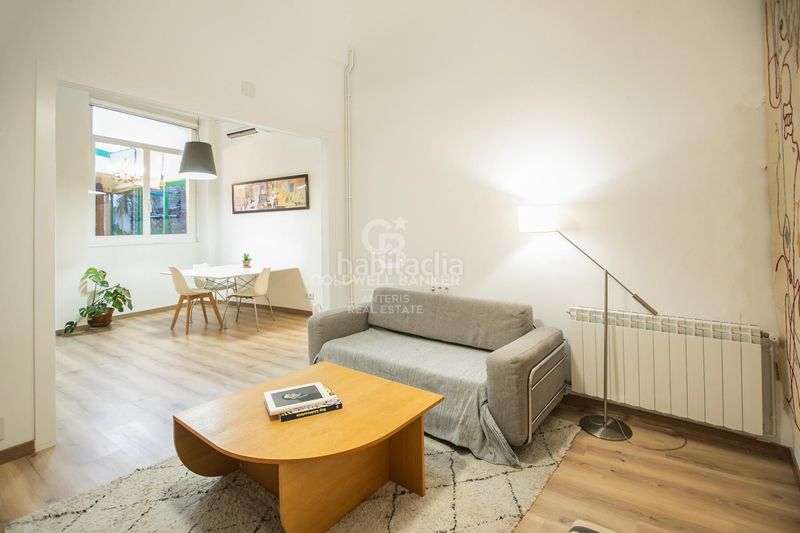 Foto 8e3fc8a1-b1fc-4f0b-9d5b-f0245a7d4769. Pis amb calefacció a St. Pere - Sta. Caterina - El Born Barcelona