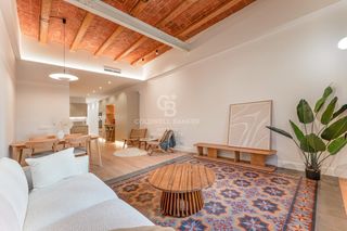 Piso  Carrer carrer rosselló. Piso exclusivo en zona emblemática