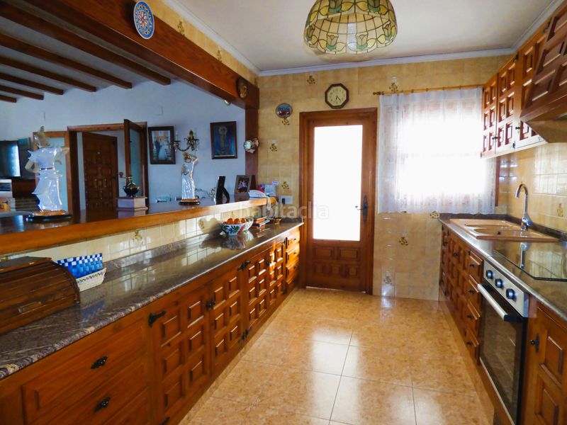 Foto 102bd950-59e9-405c-98d8-3f7597196e3a. Chalet villa estilo mediterraneo a la venta en Poblets (els)