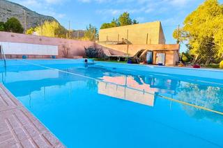 Chalet in Hondón de las Nieves. Amplio chalet en hondón de las nieves con espectaculares vistas