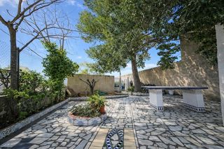 Haus in Hondón de las Nieves. Oportunidad únicaencantadora casa en hondón de las nieves