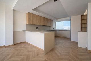 Etagenwohnung  Avenida del duque de tamames. Piso de lujo en el corazón de orihuela