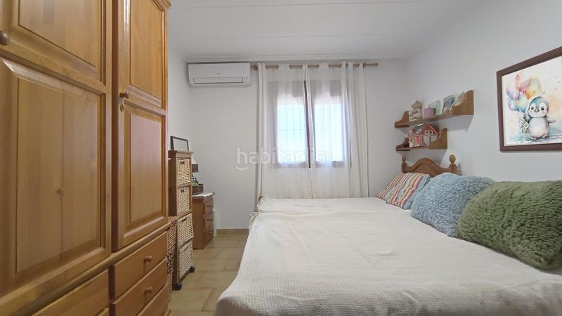 Foto dfdad526-f95b-46b6-9553-4b3e46e911a8. Chalet dans San Crispín-Huerta Nueva-Estación Elda