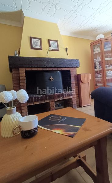 Foto f22d2e05-577e-4552-aeec-750d17e8f383. Chalet dans San Crispín-Huerta Nueva-Estación Elda