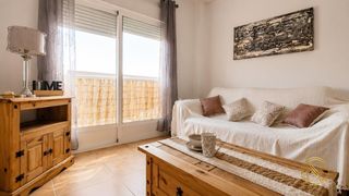 Pis  Avenida de enrique pastor 33. Apartamento hondón de los frailes