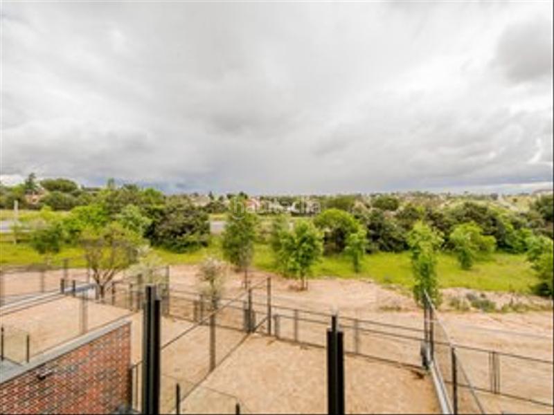 Foto 261be3d6-8ee8-496d-97c0-9bfeb5e20357. Chalet con parcheggio piscina in Valenoso Boadilla del Monte