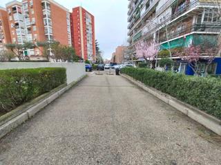 Location Parking voiture  Calle de camarena. Se alquila plaza de garaje