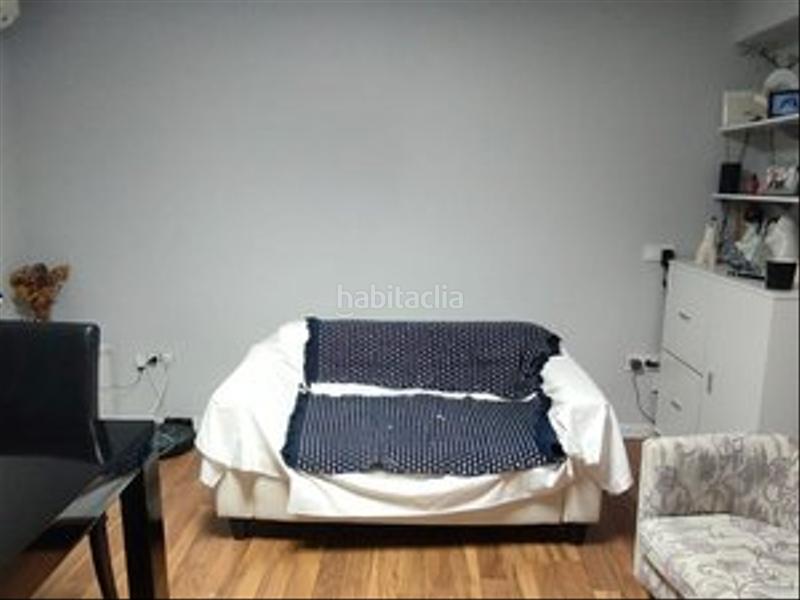 Foto 5287100e-f541-4b86-a273-4e1edf458df4. Piso hecho soluciones vende en exclisiva. en Lucero Madrid