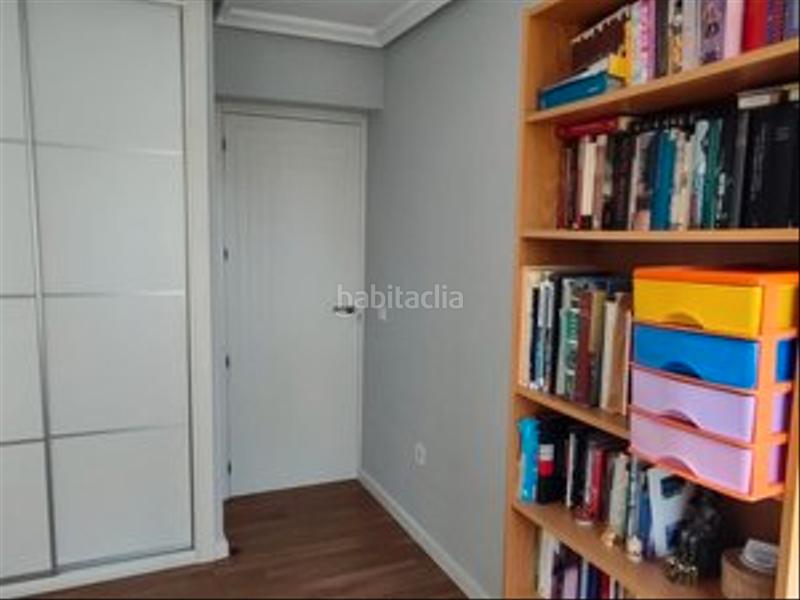 Foto b8f1bb2d-9c46-4c77-8289-7ece7974d879. Piso hecho soluciones vende en exclisiva. en Lucero Madrid