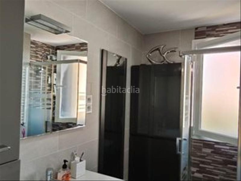 Foto c8785940-5864-4066-b9fb-7e07671b2598. Piso hecho soluciones vende en exclisiva. en Lucero Madrid